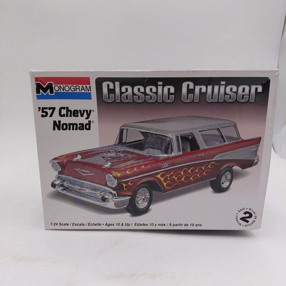 Monogram 57 Chevy Nomad Classic Cruiser 1:24 Scale Model Kit 85-0883 Open Box
